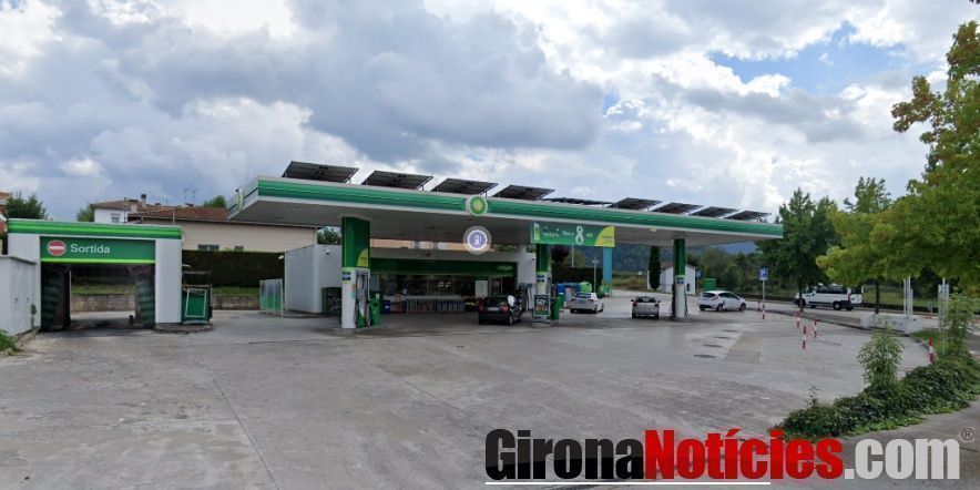 Benzinera a BP Olot 