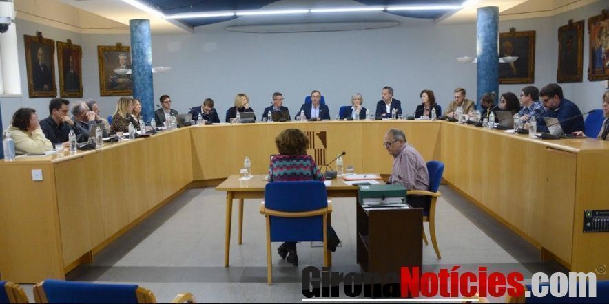 Ple Ajuntamnet d'Olot 