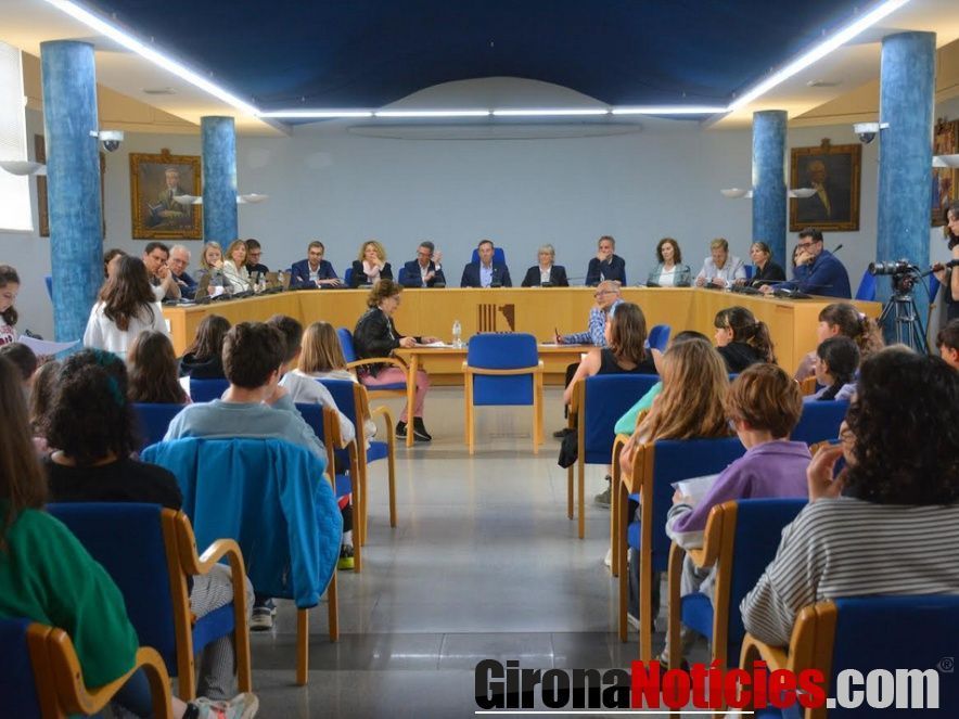 Ple del Consell dels Infants d’Olot 