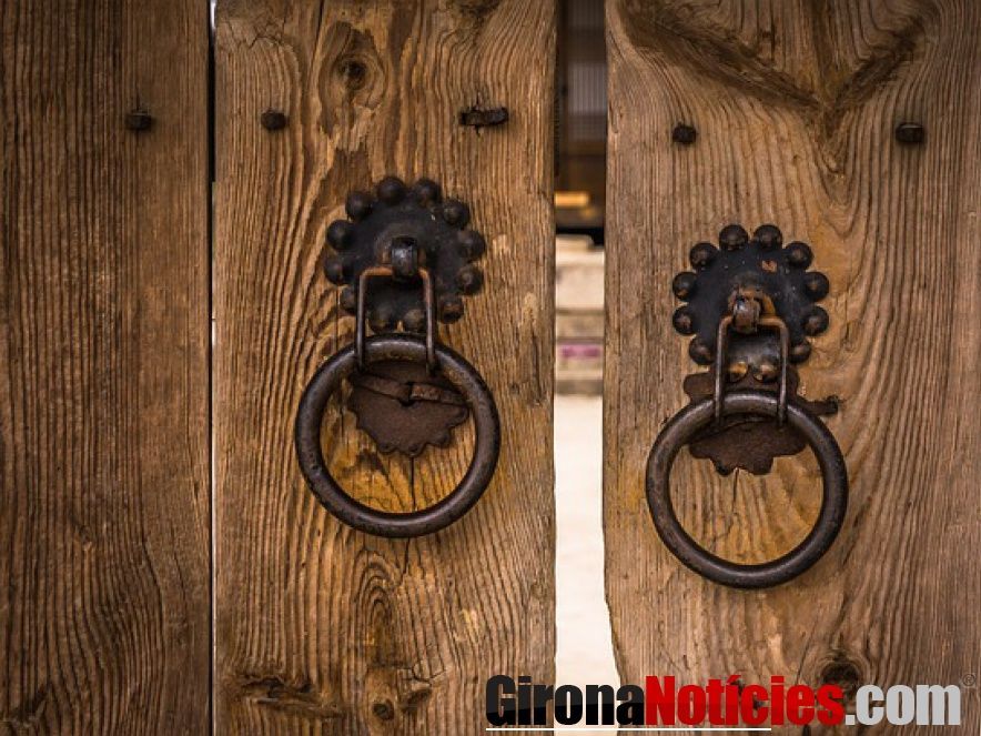 Puerta madera 