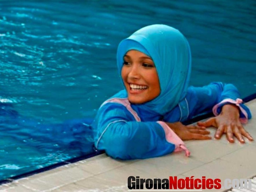 Burquini a les Piscines 