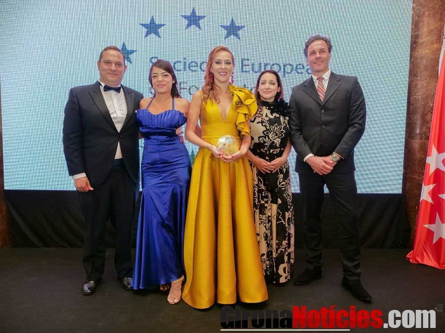 Dra. Elisabeth Arrojo premio Dr. Fleming 