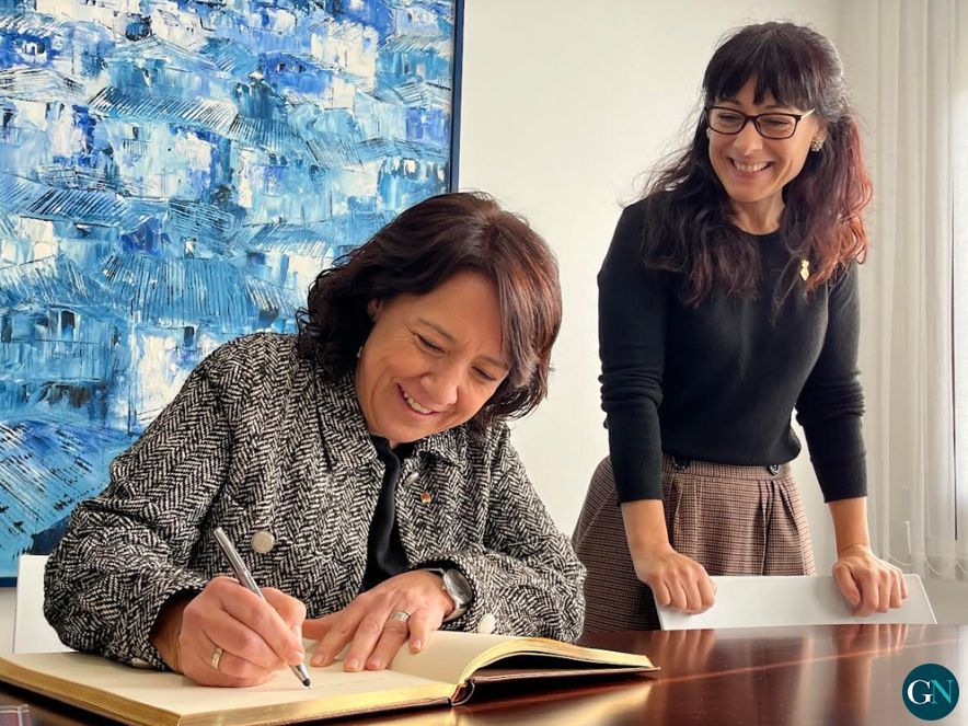 Visita de la presidenta del Parlament a Sant Joan les Fonts 