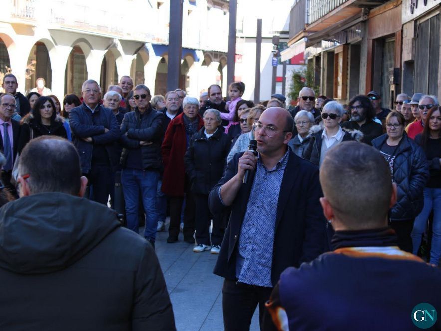  Acte especial en memòria de les víctimes dels bombardejos franquistes /Aj.Ripoll