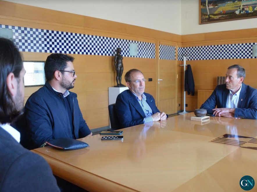 Visita Cabildo de La Palma a Ajuntament Olot