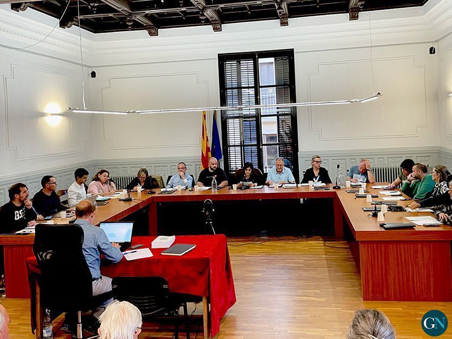 Ple Ajuntament de Ripoll / Aj.Ripoll 