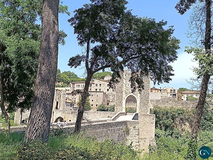 Besalú / GN 