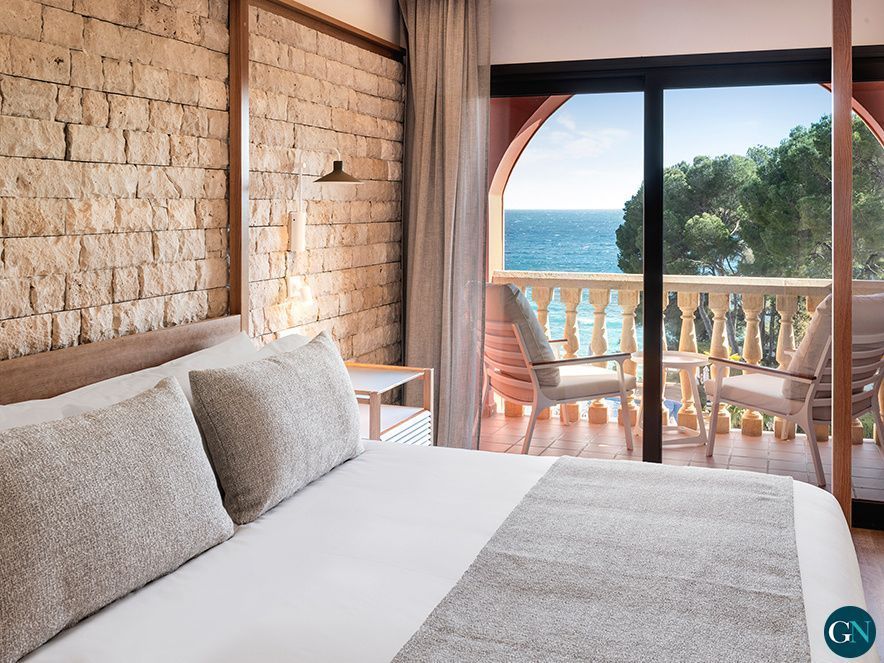Cala del Pi Beach Retreat  