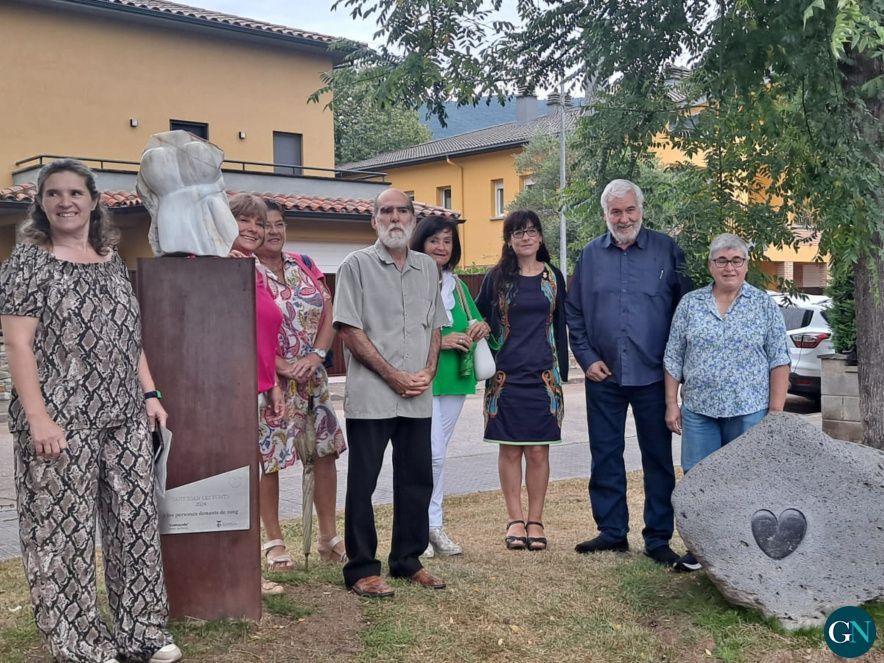 Inauguració del Monument als donants de sang de Sant Joan les Fonts 