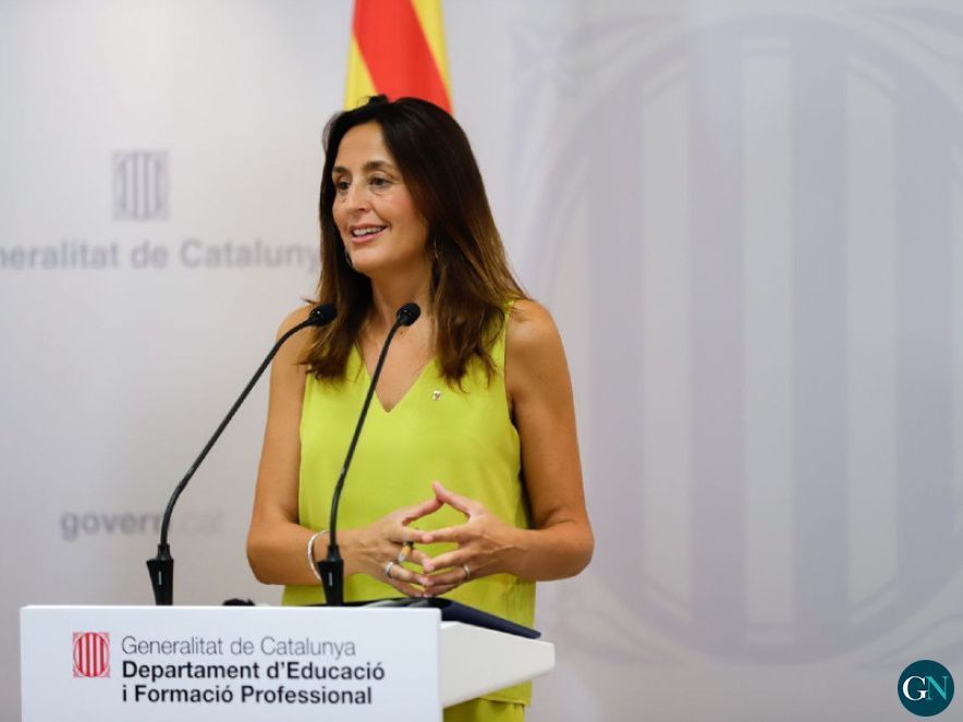 Consellera, Esther Niubó 