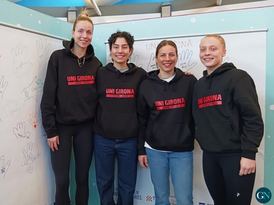 Jugadores de l’Uni Girona a l'Espai Gironès 