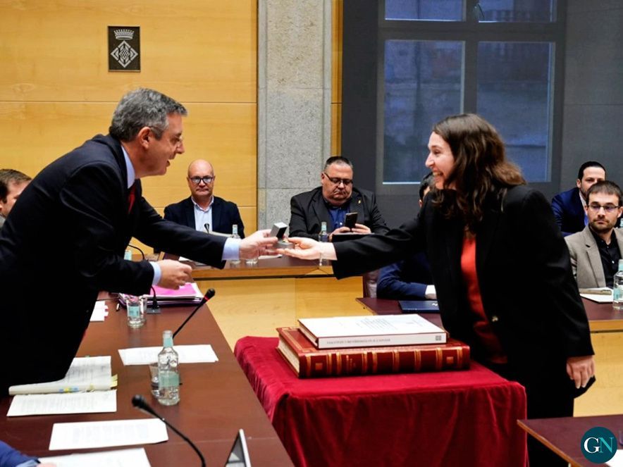 Presa de possessió de la nova diputada Beatriz Esporrín 