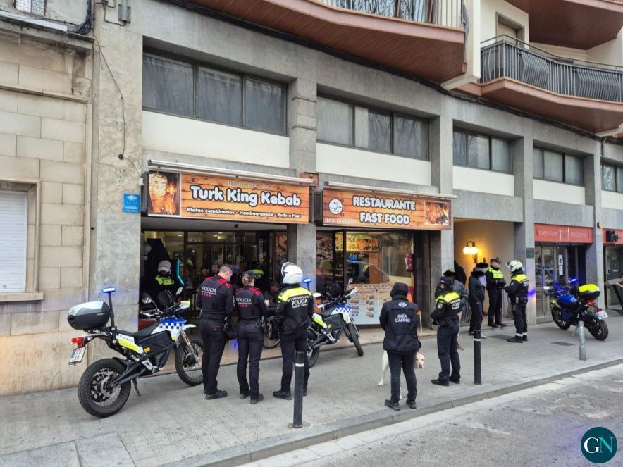 Dispositiu policial conjunt Mossos d'esquadra i Guàrdia Urbana  