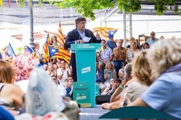 Puigdemont en un acto de partido en Francia