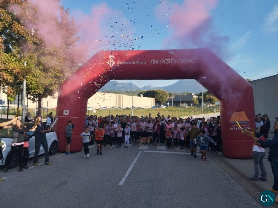 Cursa Corre per les Mames a Besalú   