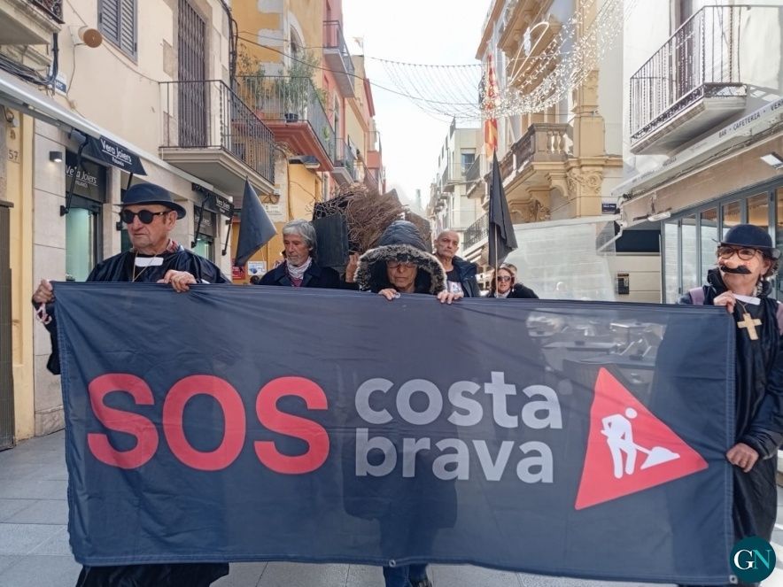Celebració d’un funeral simbòlic a Palamós 