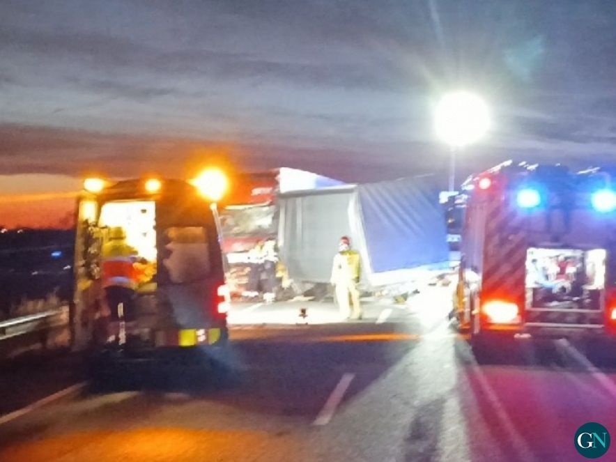 Accident / Bombers