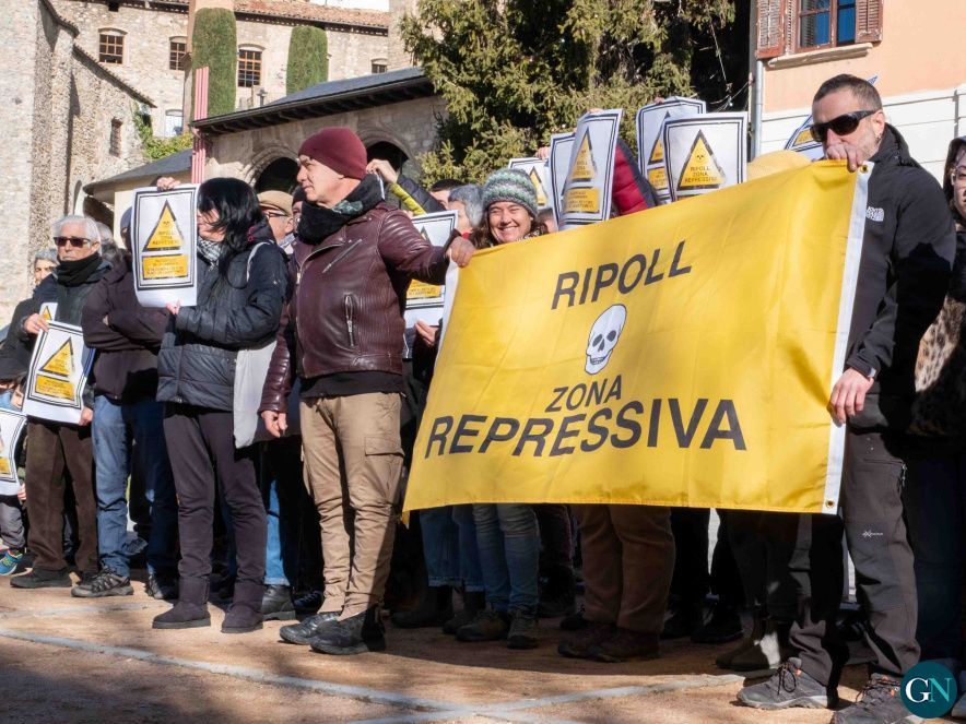Consentració antisistema a Ripoll - © Sergio Escribano / GN 