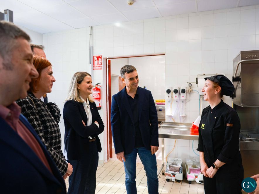 Martínez Bravo durant la visita a les instal·lacions de la Xanascat a L'Espluga de Francolí 