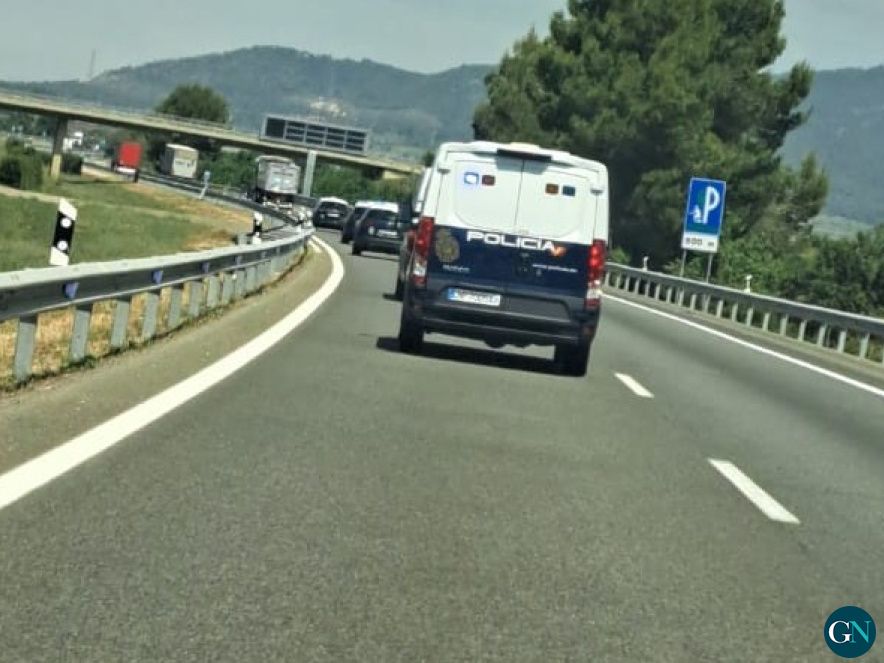 Expulsado hoy del país un multirreincidente de Figueres / Figueres 