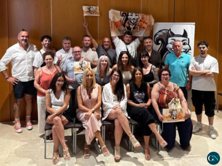 Miembros del Punto de Contacto de SALF en Girona, con Yolanda López, miembro del Comité Ejecutivo de SALF, en primera fila, segunda por la izquierda 