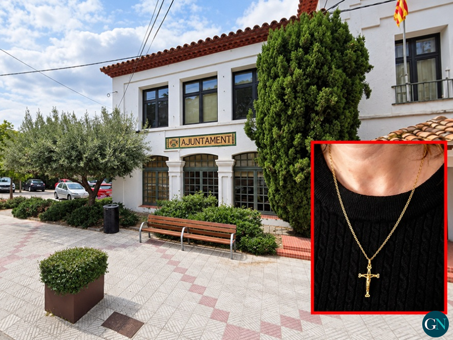 alt - LLoc on el presumpte lladre d’origen magribí arrenca una cadena d’or  