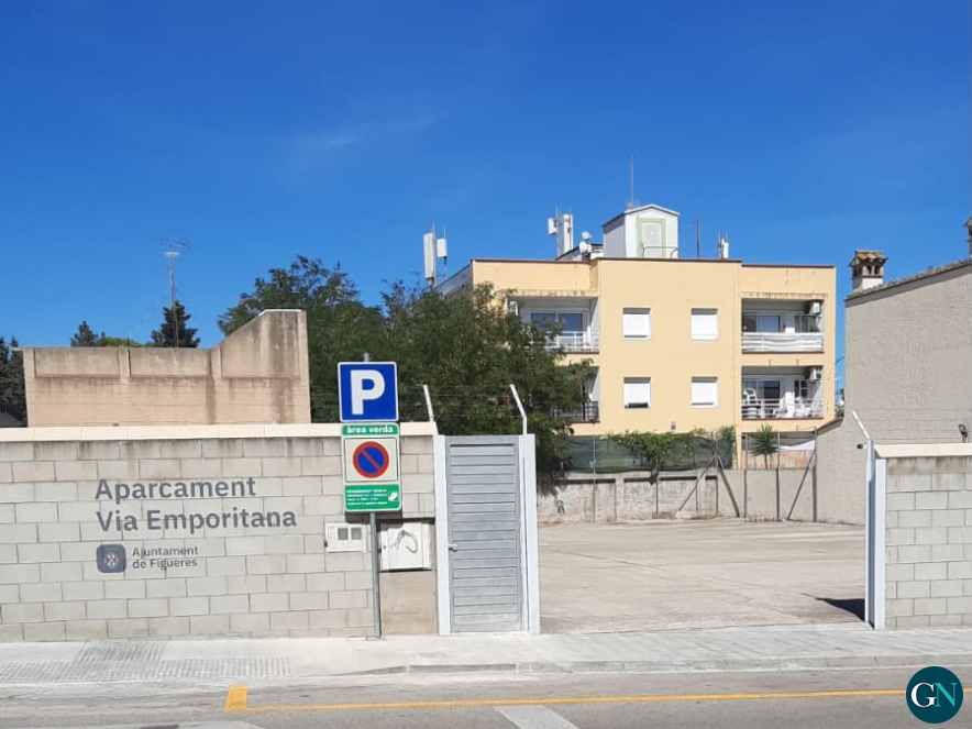 alt - Nou aparcament / Aj.Figueres 
