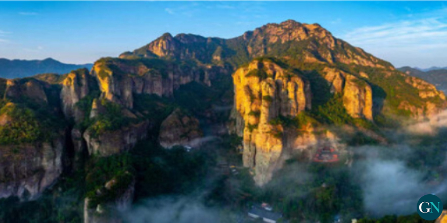 alt - La provincia china de Yandangshan deslumbra en su debut en el IX Simposio de la Red de Geoparques Asia-Pacífico