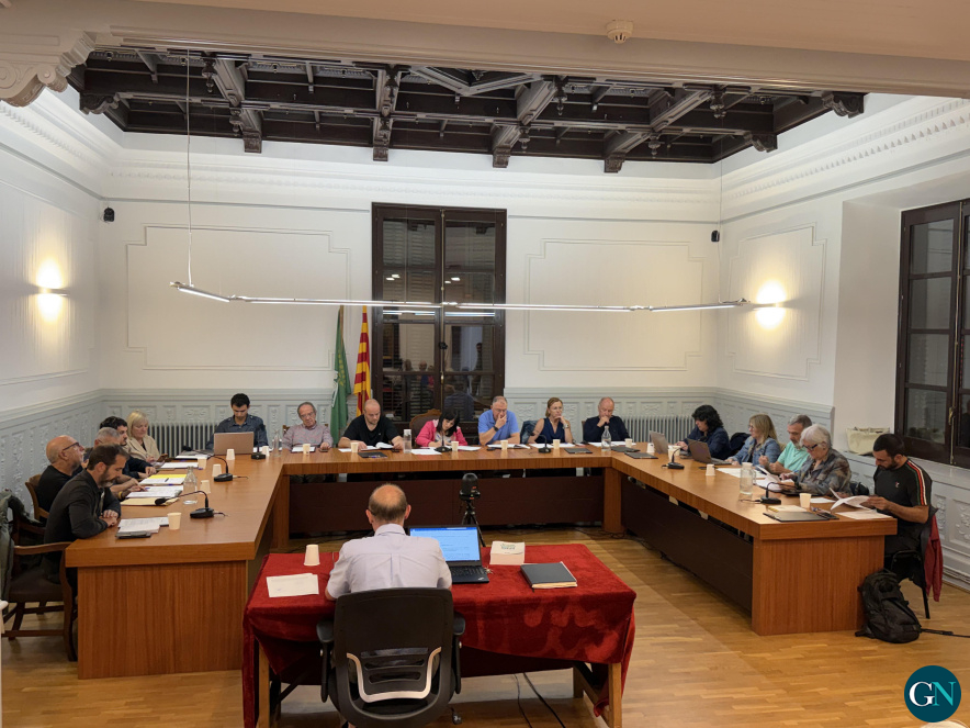 alt - Ple Aj.Ripoll de setembre 