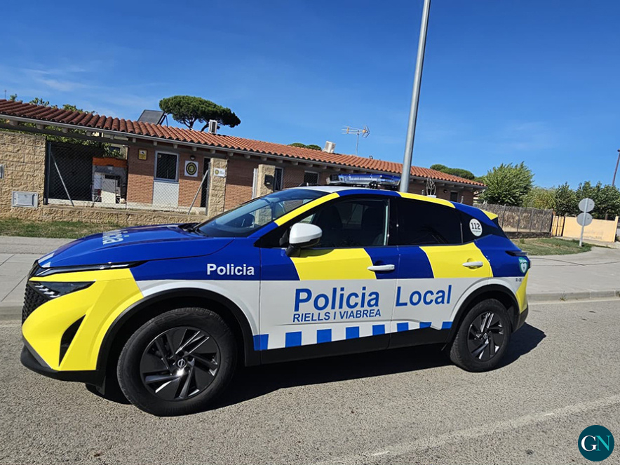 alt - Policia Local  Riells i Viabrea / © Gironanoticies.com 