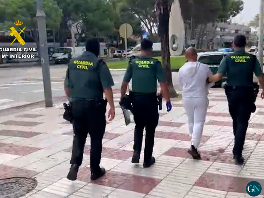 alt - Detenció a Platja d'Aro 